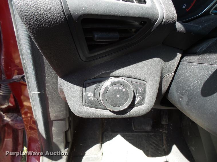 image for item DW9643 2013 Ford Escape SUV