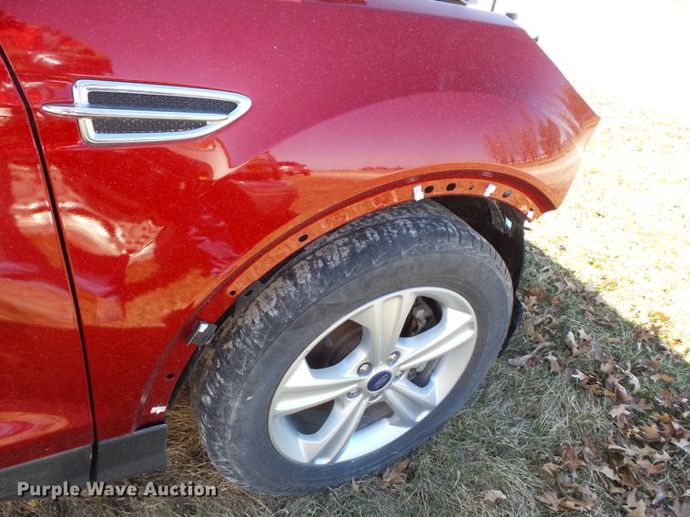 image for item DW9643 2013 Ford Escape SUV