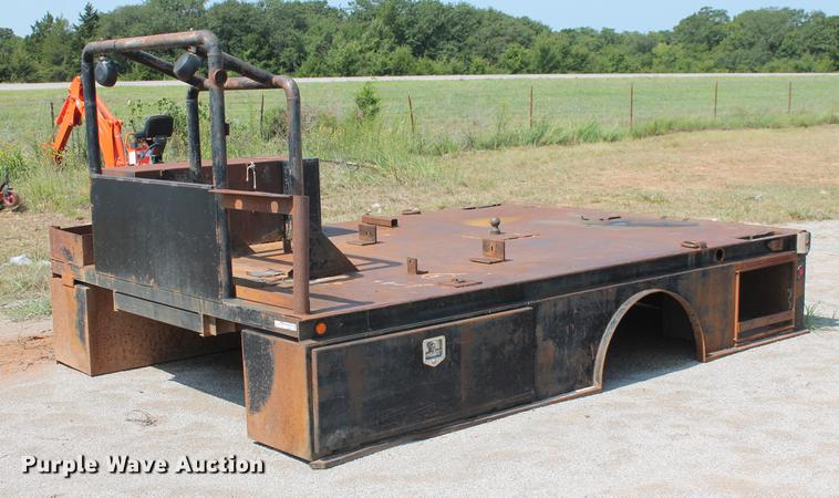 image for item DZ9975 Welding Service truck bed