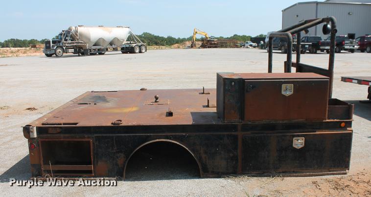 image for item DZ9975 Welding Service truck bed