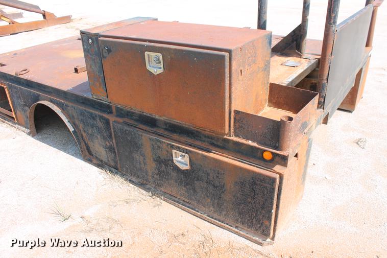 image for item DZ9975 Welding Service truck bed