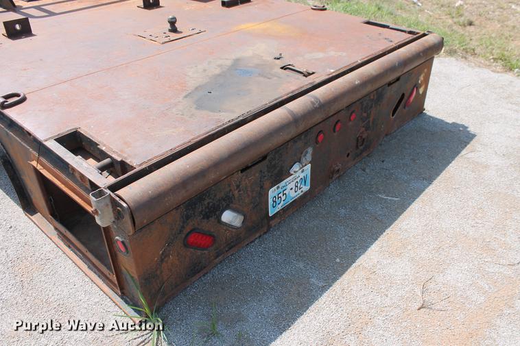 image for item DZ9975 Welding Service truck bed