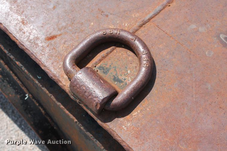 image for item DZ9975 Welding Service truck bed