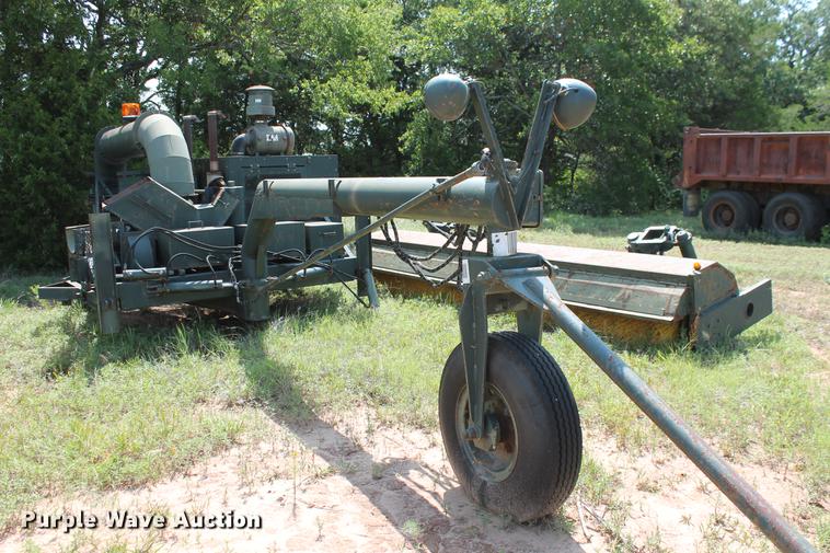 image for item DZ9982 1988 MB SW112R sweeper