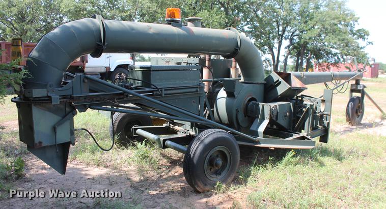 image for item DZ9982 1988 MB SW112R sweeper