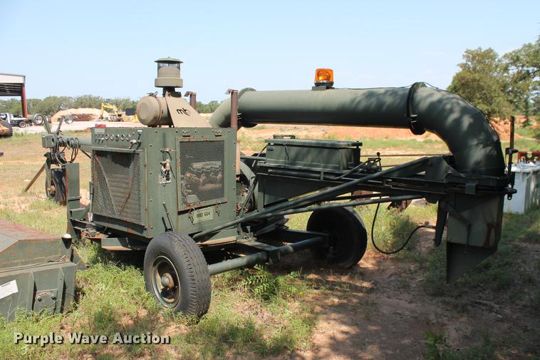 image for item DZ9982 1988 MB SW112R sweeper