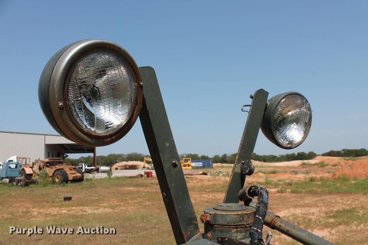 image for item DZ9982 1988 MB SW112R sweeper