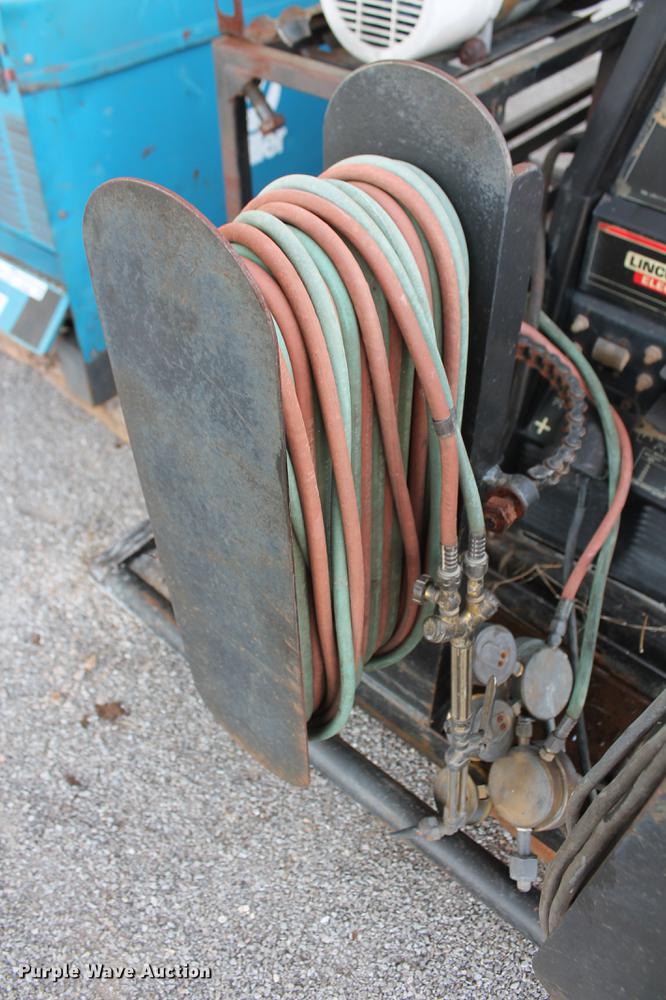 image for item DZ9986 Lincoln Ranger 305G welder