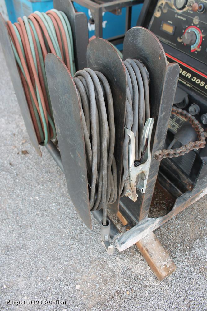 image for item DZ9986 Lincoln Ranger 305G welder