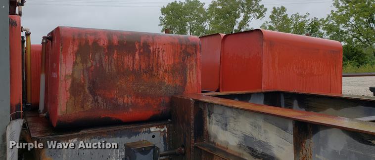 image for item EF9828 (17) 65 gallon bulk oil barrels