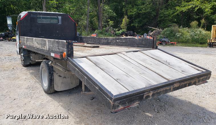 image for item EF9847 1996 Isuzu NPR flatbed truck