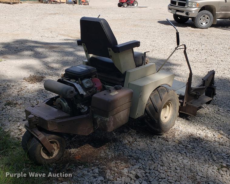 image for item EF9848 Grasshopper ZTR lawn mower