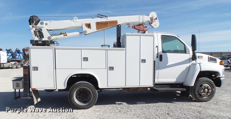 image for item EI9644 2008 GMC C5500 service truck