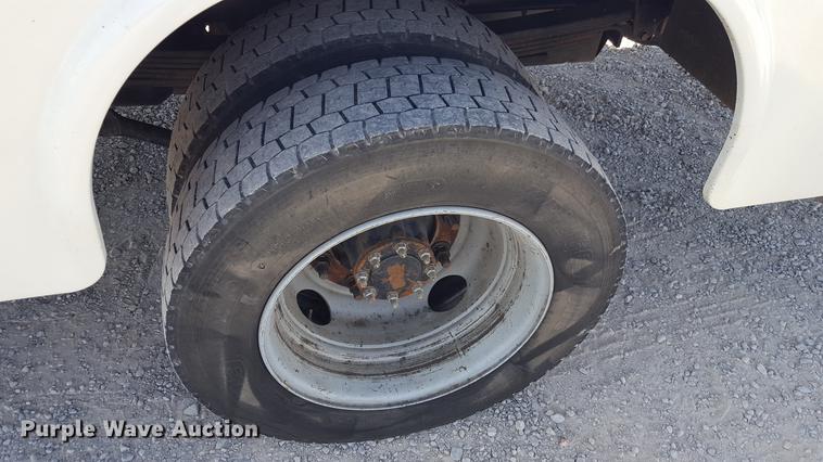 image for item EI9644 2008 GMC C5500 service truck