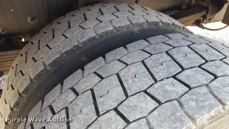 image for item EI9644 2008 GMC C5500 service truck