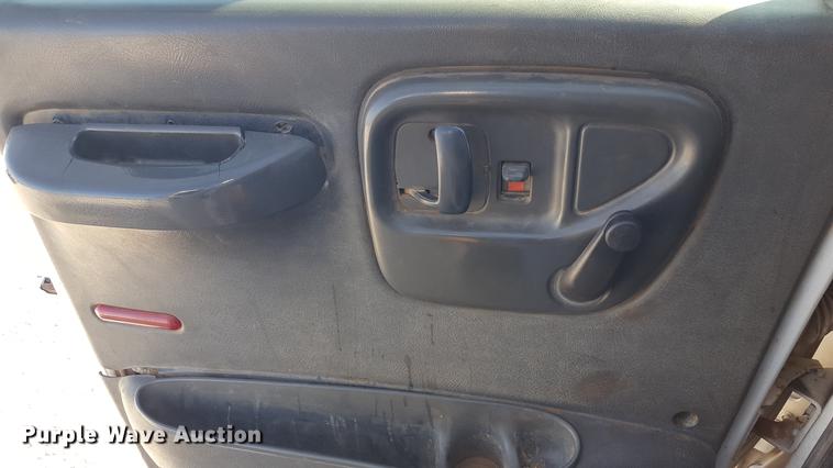 image for item EI9644 2008 GMC C5500 service truck