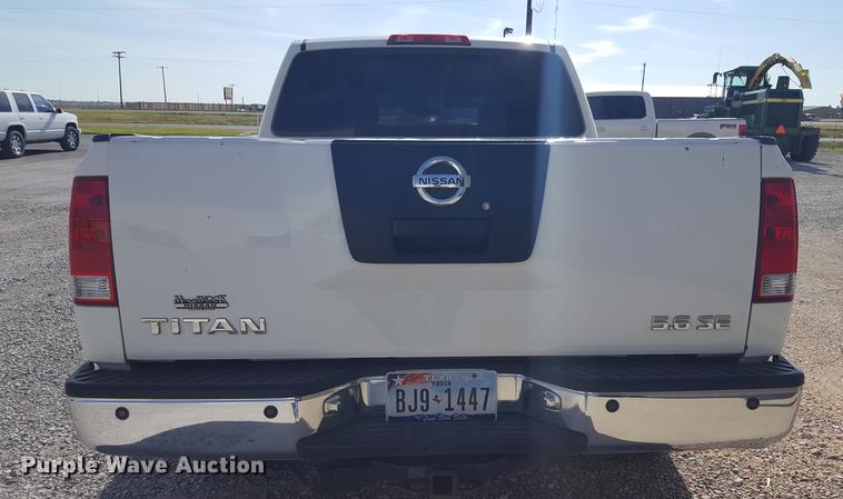 image for item EI9645 2005 Nissan Titan Crew Cab pickup truck