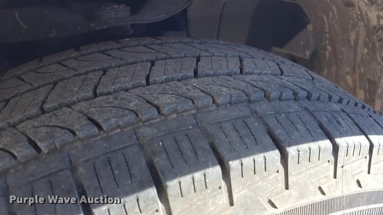 image for item EI9645 2005 Nissan Titan Crew Cab pickup truck