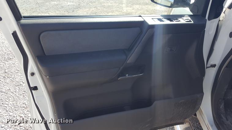 image for item EI9645 2005 Nissan Titan Crew Cab pickup truck