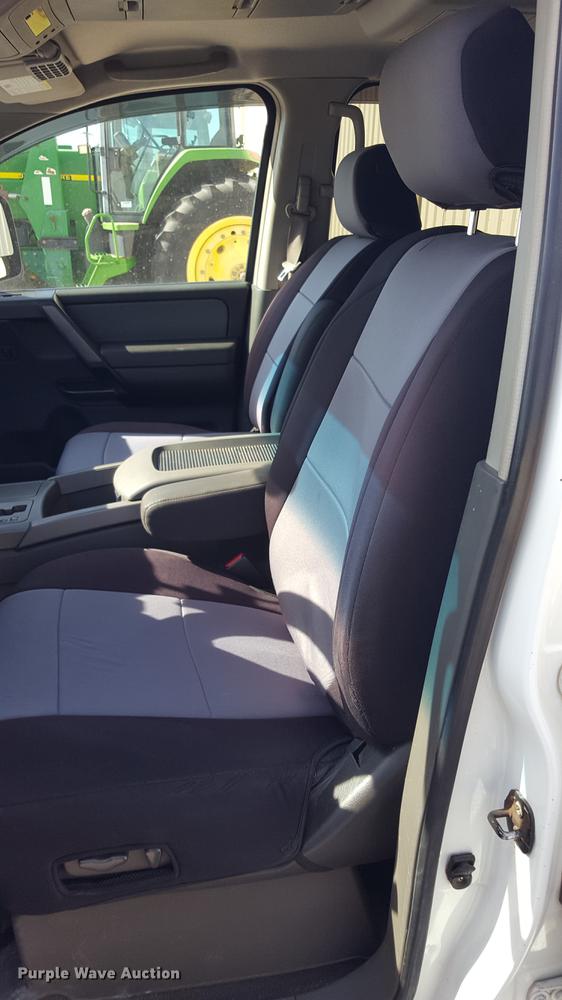 image for item EI9645 2005 Nissan Titan Crew Cab pickup truck