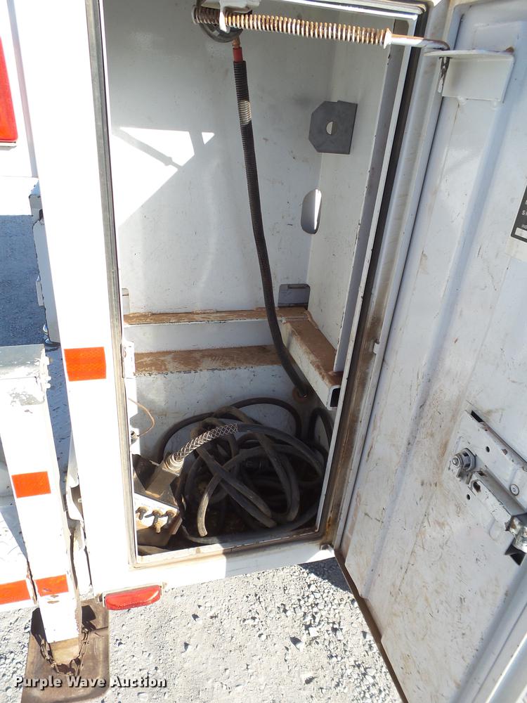 image for item EI9646 2009 GMC Sierra 3500 utility bed pickup truck with crane