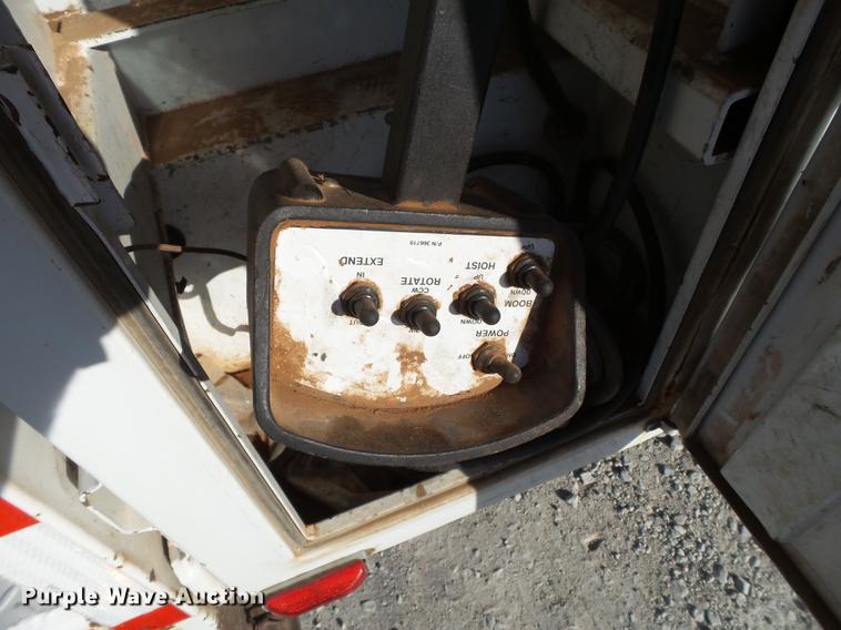 image for item EI9646 2009 GMC Sierra 3500 utility bed pickup truck with crane