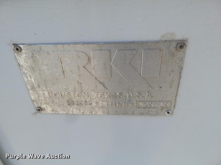 image for item EI9646 2009 GMC Sierra 3500 utility bed pickup truck with crane