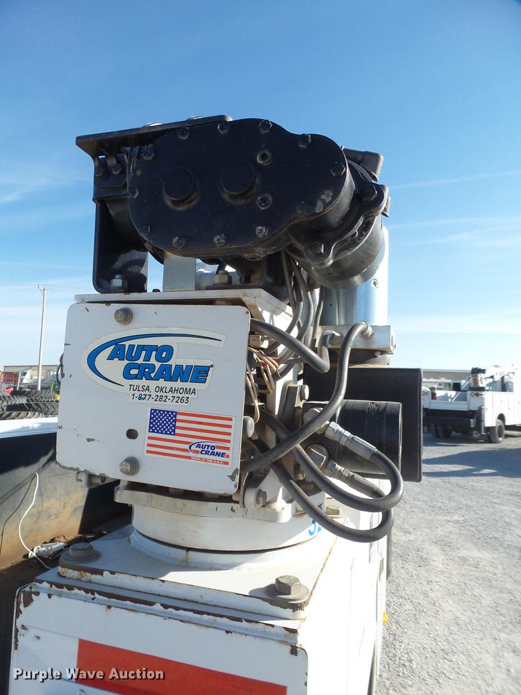 image for item EI9646 2009 GMC Sierra 3500 utility bed pickup truck with crane