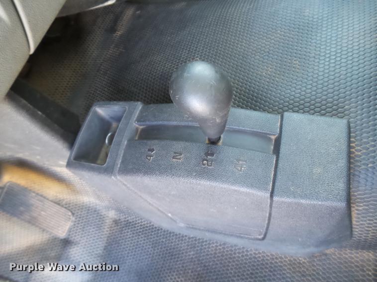 image for item EI9646 2009 GMC Sierra 3500 utility bed pickup truck with crane