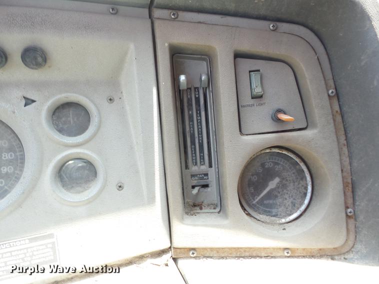 image for item EI9888 1972 Ford 800 dump truck