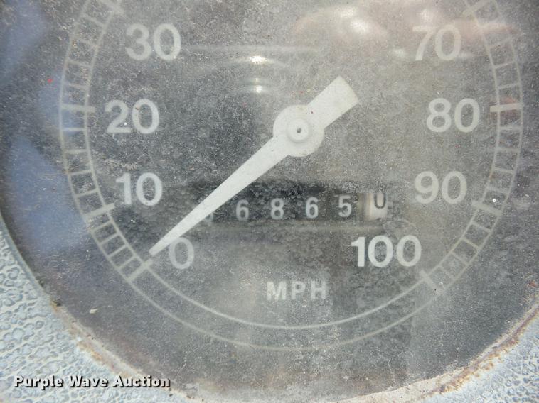 image for item EI9888 1972 Ford 800 dump truck