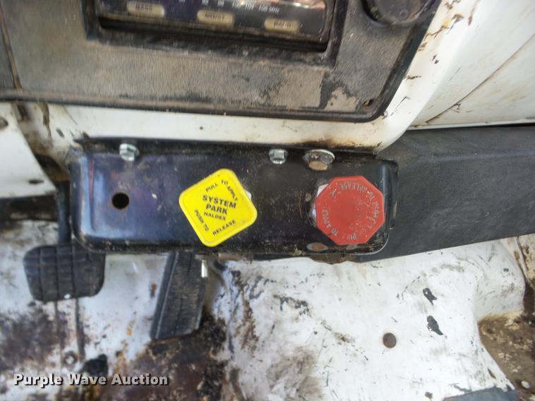 image for item EI9899 1984 GMC 7000 dump truck