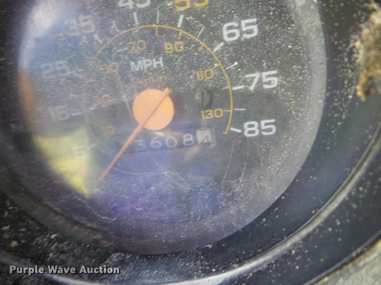 image for item EI9899 1984 GMC 7000 dump truck