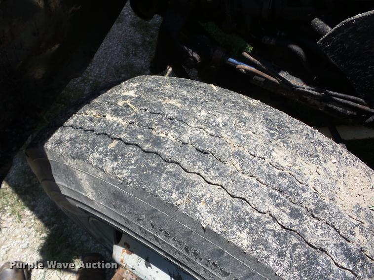 image for item EI9899 1984 GMC 7000 dump truck