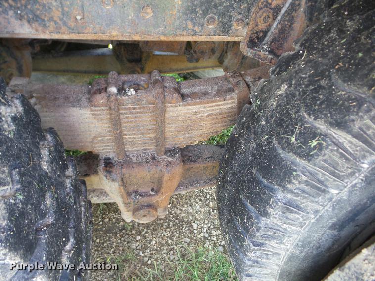 image for item EI9899 1984 GMC 7000 dump truck