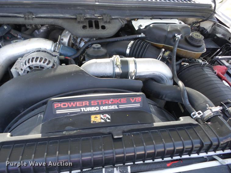 image for item EI9900 2005 Ford F350 Super Duty bale bed pickup truck