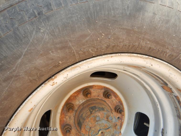 image for item EK9740 2011 Ford F350 Super Duty XL SuperCab pickup truck