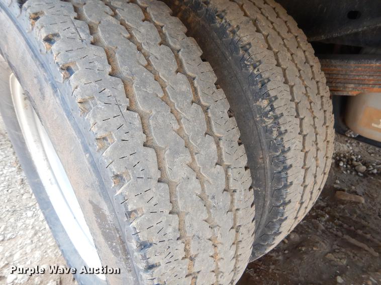 image for item EK9740 2011 Ford F350 Super Duty XL SuperCab pickup truck