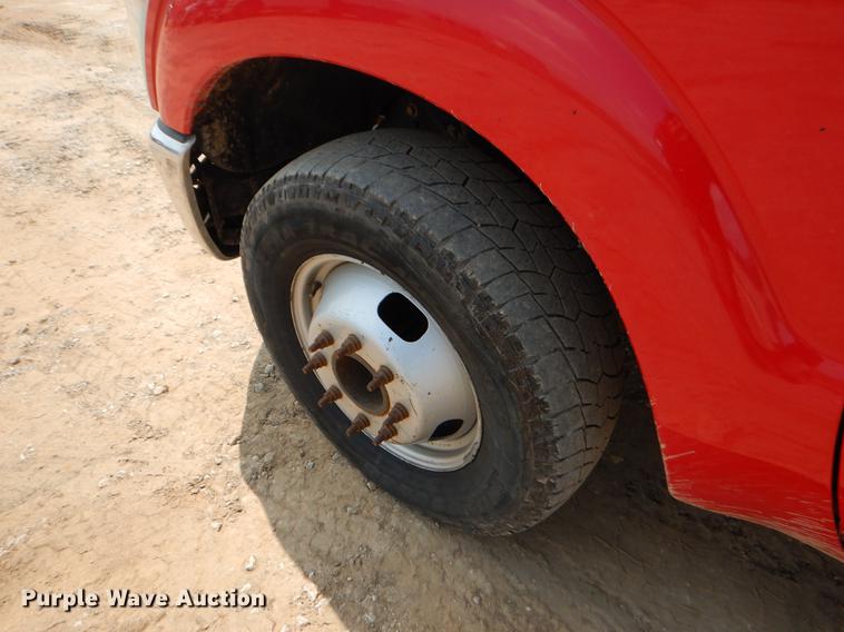 image for item EK9740 2011 Ford F350 Super Duty XL SuperCab pickup truck