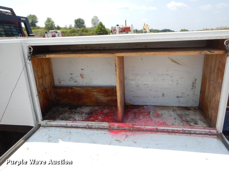 image for item EK9740 2011 Ford F350 Super Duty XL SuperCab pickup truck