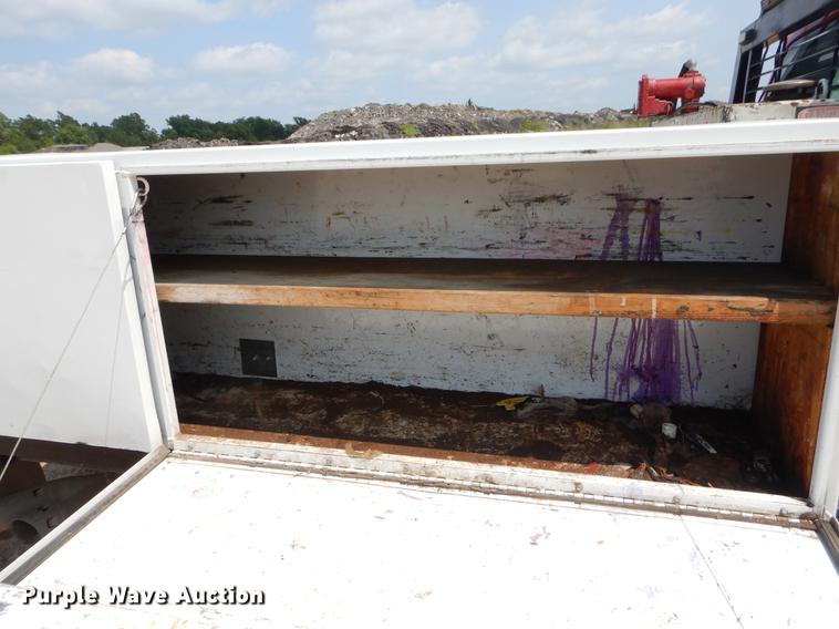 image for item EK9740 2011 Ford F350 Super Duty XL SuperCab pickup truck