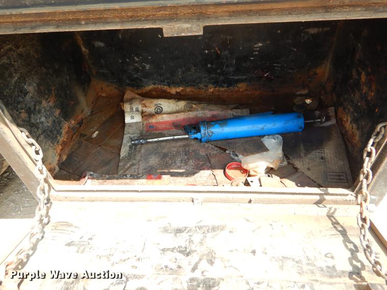 image for item EK9740 2011 Ford F350 Super Duty XL SuperCab pickup truck