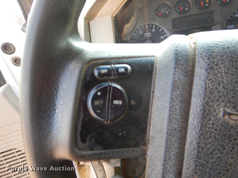 image for item EK9741 2008 Ford F350 Super Duty SuperCab pickup truck