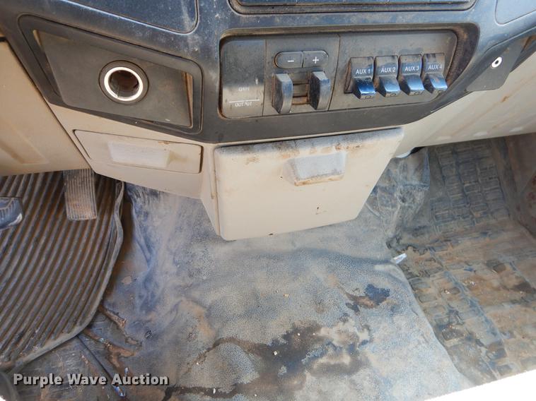 image for item EK9741 2008 Ford F350 Super Duty SuperCab pickup truck