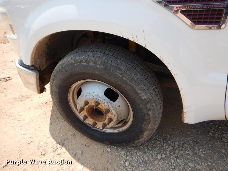 image for item EK9741 2008 Ford F350 Super Duty SuperCab pickup truck