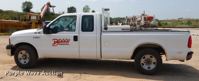 image for item EK9742 2006 Ford F250 Super Duty SuperCab pickup truck