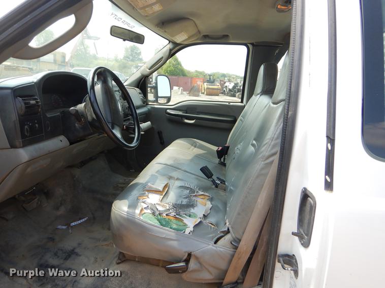 image for item EK9742 2006 Ford F250 Super Duty SuperCab pickup truck