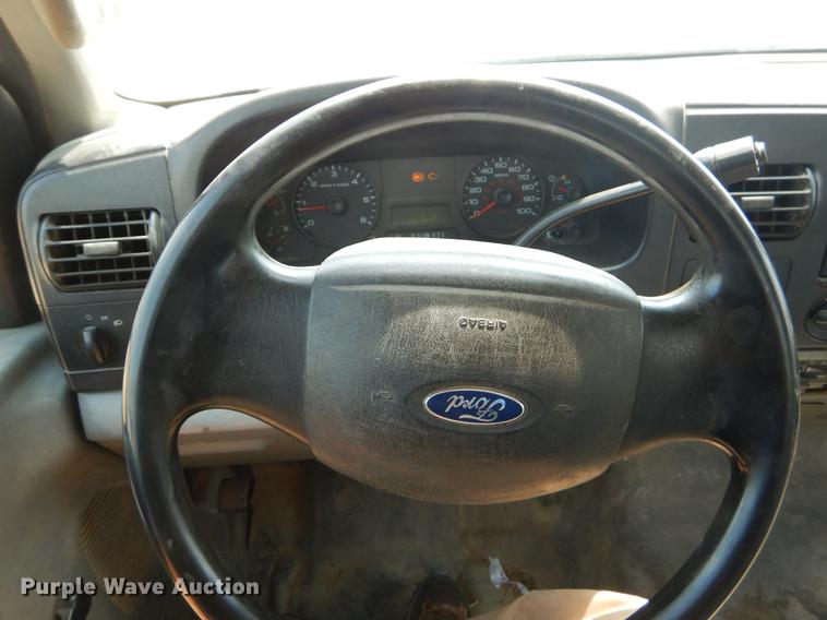 image for item EK9742 2006 Ford F250 Super Duty SuperCab pickup truck