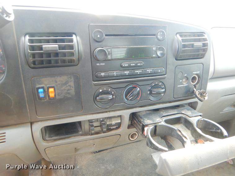 image for item EK9742 2006 Ford F250 Super Duty SuperCab pickup truck