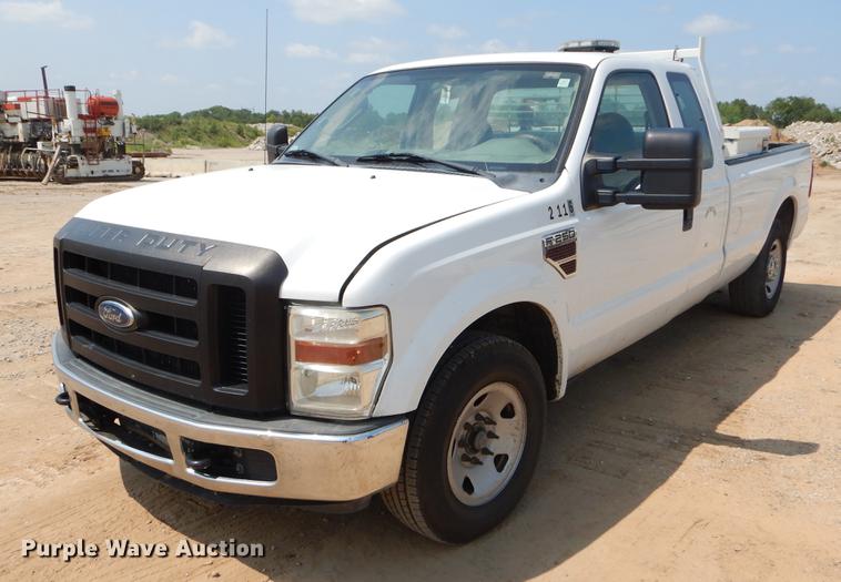 image for item EK9743 2010 Ford F250 Super Duty SuperCab pickup truck